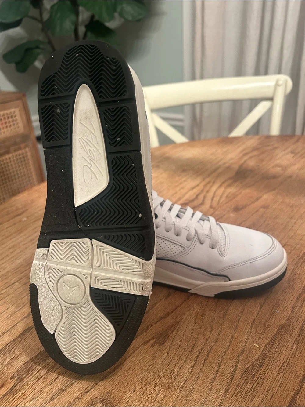 Men’s Jordan Flight White/Black Low-Top Sneakers